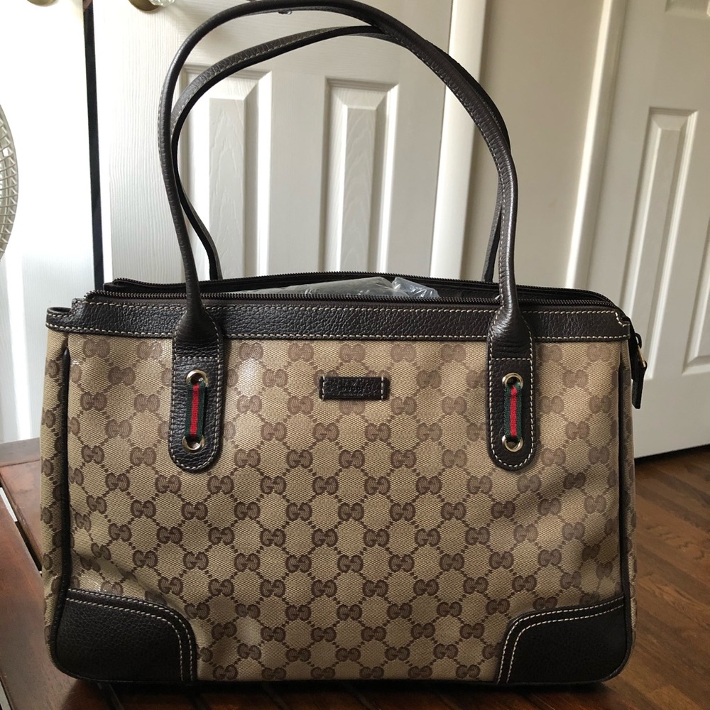 Preloved Gucci Boston brown patent leather bag